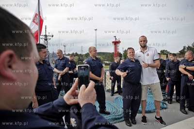 Wizyta koszykarzy kadry narodowej Polski Adama Waczynskiego,...