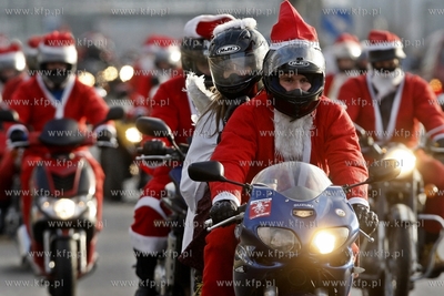 Gdansk. Ul.Marynarki Polskiej. XII edycja parady Mikolaje...
