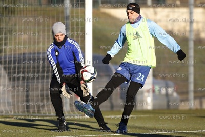 Gdansk. Boisko przy ul. Traugutta.  Sylwestrowy mecz...