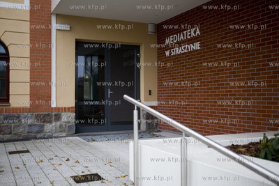 Trwa budowa Mediateki w Straszynie, która powstaje...