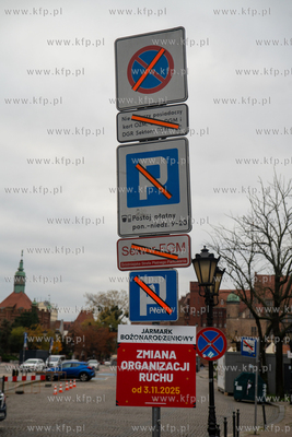 Targ Węglowy. Ruszają przygotowania do Jarmarku Bożonarodzeniowego...