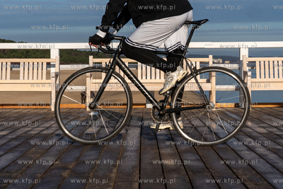 Nowe ławki na molo w Brzeźnie. 19.03.2026 fot. Paweł...