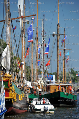 Parada zaglowcow Gdansk Sail na Motlawie 11.07.2010...