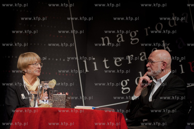 Gdynia. Teatr Miejski im Witolda Gombrowicza. Jesienne...