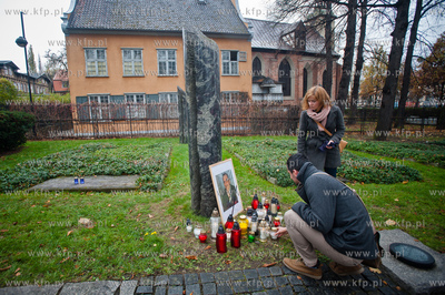 Gdansk. Cmentarz Nieistniejacych Cmentarzy. Symboliczne...