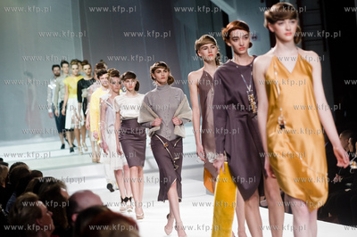 Centrum Stocznia Gdansk. Gala Amber Look Trends & Styles...