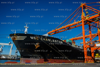 Najwiekszy kontenerowiec w historii portu MSC Charleston,...