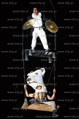 Gdansk. Plac Zebran Ludowych. XIX Miedzynarodowy Festiwal...