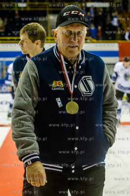 Gdansk. Hala Olivia. Mecz pierwszej ligi hokeja MH...