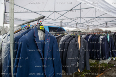 Gielda samochodowa w Pruszczu Gdanskim. Jedno z
najwiekszych...