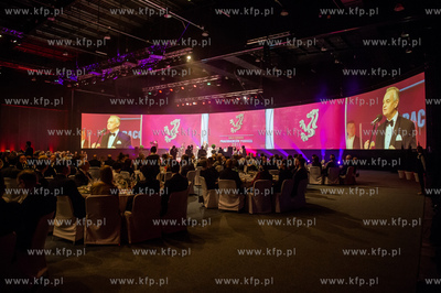 Gdansk. Centrum konferencyjno-wystawiennicze Amber...