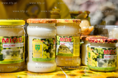 Gdansk. Oliwa. Plac przed Katedra Oliwska.X edycja...