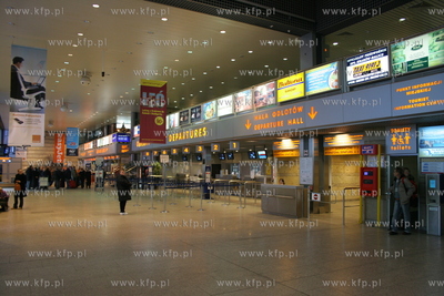 Krakow , Balice Nz. Terminal Pasazerski
04.12.2006
fot....