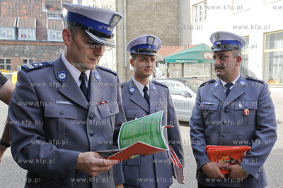 Nowa sciezka rowerowa na ul. Ogarnej w Gdansku. Mozna...