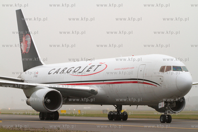 Na gdanskie lotnisko przylecial Boeing 767-200 ER Freighter...
