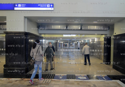 Dworzec kolejowy Gdynia Glowna oddany do uzytku po...