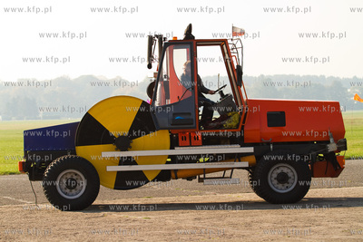 Aeroklub Gdanski w Pruszczu Gdanskim. Bryza Extra 2014....