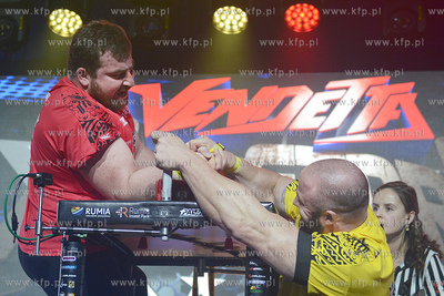 Hala Sportowo - Widowiskowa w Rumi. 50. Gala Armwrestligu...