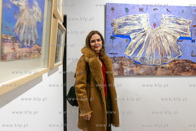 Wernisaż wystawy malarstwa Rity Staszulonok (na zdjęciu)...