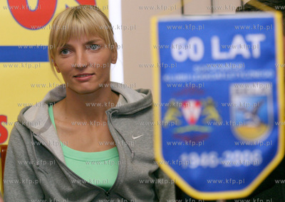 Anna Rogowska  podczas konferencji XIX TYCZKA NA MOLO
08.06.2006
fot....