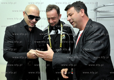 Otwarcie Gdanskiej Strefy Kibica na Placu Zebran Ludowych....