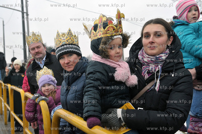 Orszak Trzech Kroli w Zukowie na Kaszubach. 6.01.2013...