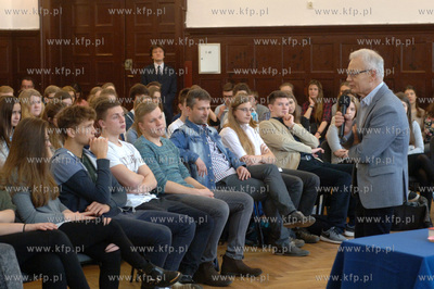 Spotkanie z Andrzejem Drzycimskim zorganizowane przez...