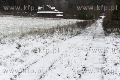 Sulmin na Kaszubach, niedaleko Gdańska. Pierwszy śnieg...