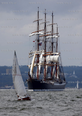 Zatoka Gdanska. Tall Ship Races. Wielka parada. Nz...