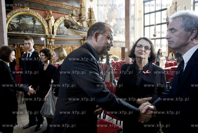 Gdansk. Dwor Artusa. Sesja Rady Miasta Gdanska poswiecona...