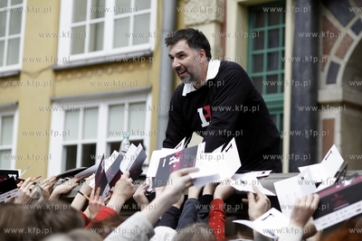 Gdansk. Ul. Dlugi Targ. Happening Pierwszy Zjazd Hamletów...