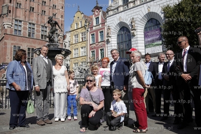 Spacer po Gdansku Prezydenta Estonii Toomasa Hendrika...