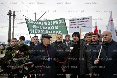 Protest pomorskich rolnikow w Gdansku pod haslem Aby...