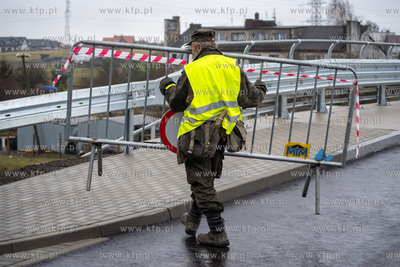 Oficjalne otwarcie wiaduktu w Niestępowie, który...