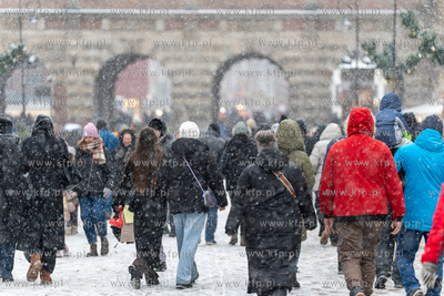 Zima w Gdańsku. Turyści na Długim Targu. 30.12.2025...