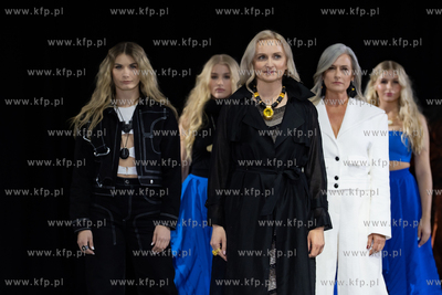 Pokaz mody i bursztynu AMBER Vibes podczas międzynarodowych...