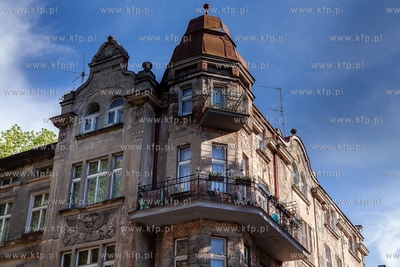 Gdańsk, Wrzeszcz,  ul. Sobótki 12. Nz.Zabytkowa kamienica...