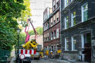 Rewitalizaja Biskupiej Górki. Nz. Budynki przy ulicy...