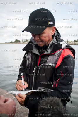 Gdansk. Nowy Port. Start samotnej wyprawy kajakowej...