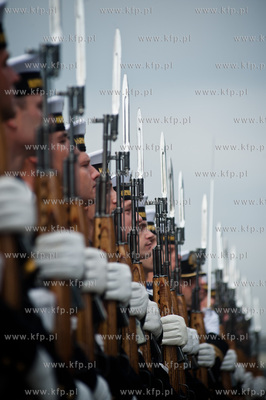 Gdynia. Nabrzeze Pomorskie. Uroczyste powitanie japonskiego...