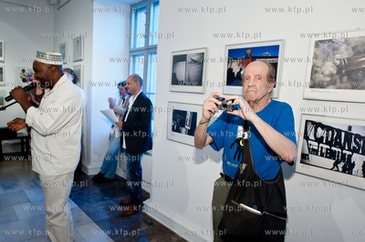 Gdansk. Nadbaltyckie Centrum Kultury. Uroczystosc wreczenia...