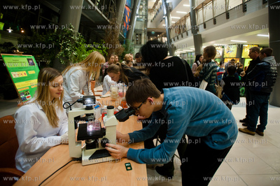 Uniwersytet Gdanski. Wydzial Biologii. Trzecia edycja...