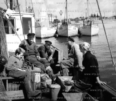 Rybacy  Walentyn Necel, Blazej Konkel, Leon Necel i...