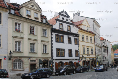 Praga (Czechy). Jedna z uliczek starego miasta
7.10.2007
Fot....