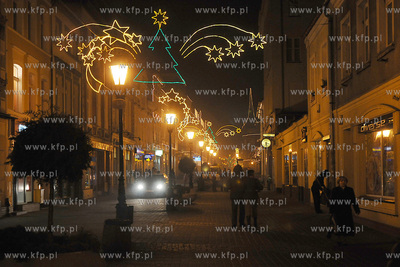 Iluminacja swietlna na Rynku Starego Miasta i ul. Sobieskiego...