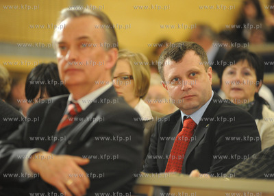 Gdansk. Konferencja W przededniu wielkiej zmiany. Okragly...