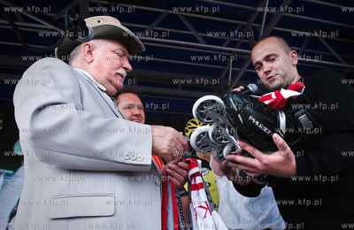 Pierwszy Maraton Sierpniowy w Gdansku Nz. Lech Walesa...