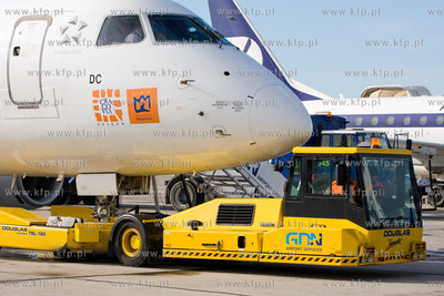 Gdansk,Rebiechowo. Z powodu zlej widzialnosci na Warszawskim...