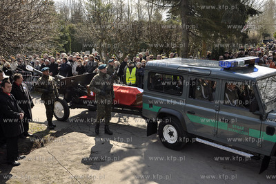 Kolobrzeg. Uroczystosci pogrzebowe posla, Sebastiana...