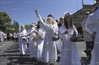 Slupsk
Procesja Bozego Ciala przeszla ulicami Slupska....